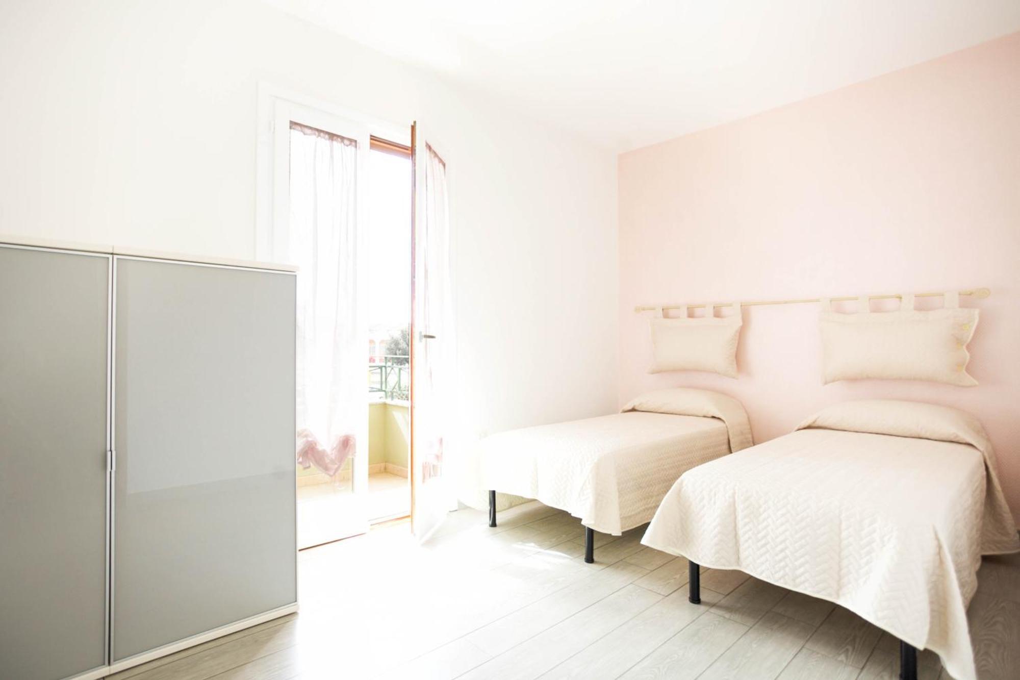 Crystal House Apartment อาลเกโร ภายนอก รูปภาพ