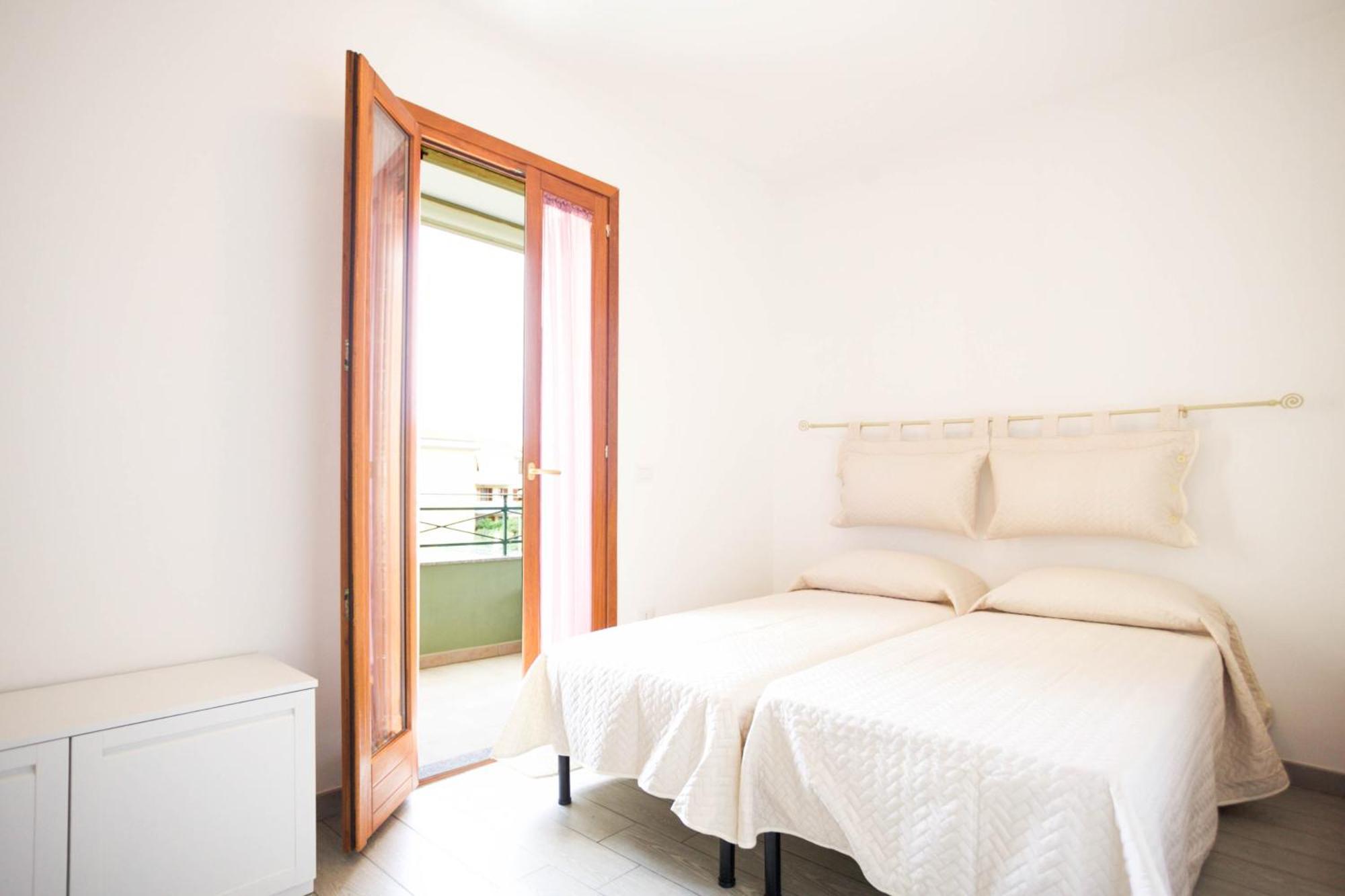 Crystal House Apartment อาลเกโร ภายนอก รูปภาพ